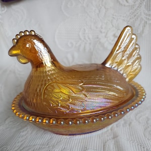 Vintage Indiana Glass Carnival Glass Hen on Nest