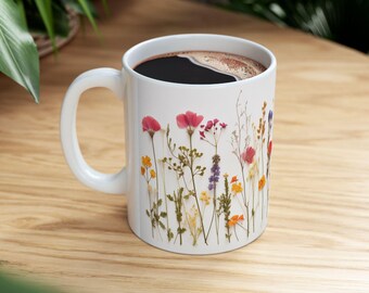 Pressed Wildflower Mug Ceramic Floral Cup Design Botanical Coffee White Flower Nature Inspired Drinkware Kitchen Wildflowers Decor Dried