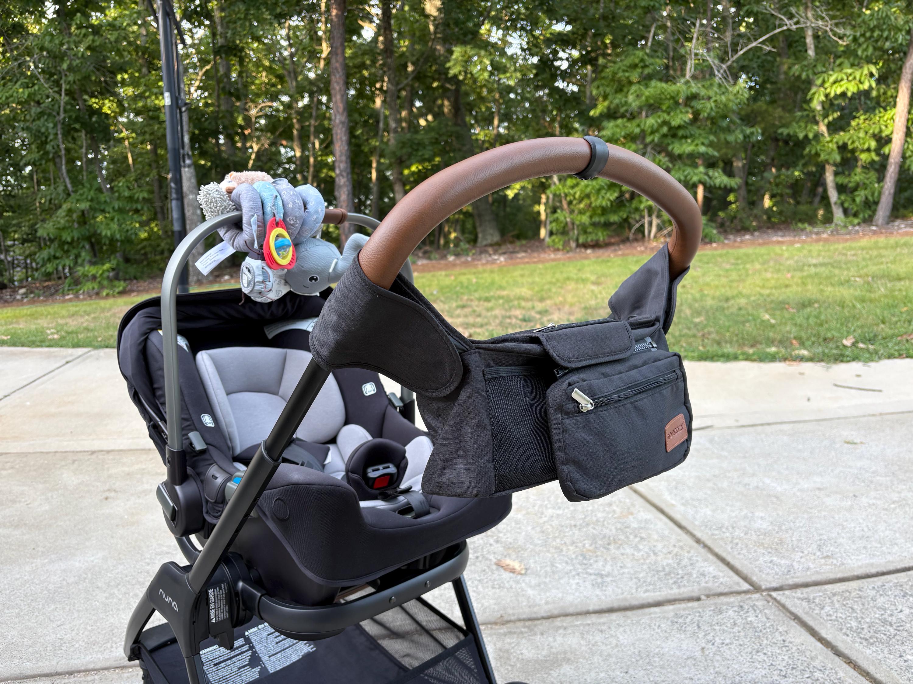 poussette uppababy cruz V2 Stroller/Full-Featured Stroller with Travel System Capabilities/Toddler Seat, Bumper Bar, Bug Shield, Rain Shield Included/Anthony (White+Grey Chenille/Carbon Frame/Chestnut Leather) : Baby Color:555- MAROON BANNER Double Stroller Graco Bassinet mountain buggy Product Features
