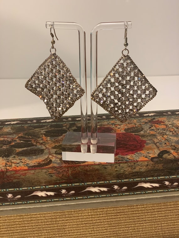 Rhinestone mesh earrings - image 1
