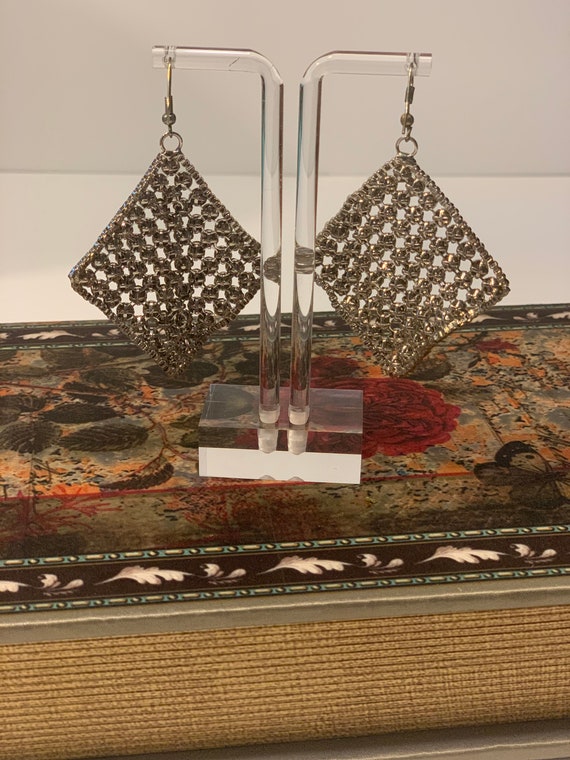 Rhinestone mesh earrings - image 9