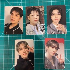 Cartões de fotos oficiais SKZ HOP