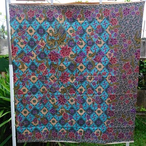 Anggun Seri – Handcrafted Malaysian Batik Sarong | Floral Cotton Pareo Wrap| Heritage Art Fabric| Turquoise Traditional Skirt | Gift for Her