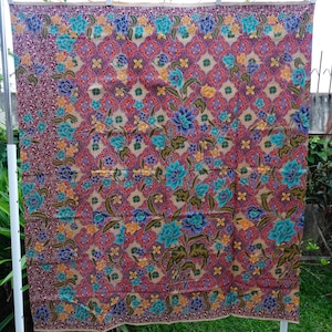 Teratai Timur – Authentic Hand-Painted Malaysian Batik Sarong | Floral Cotton Fabric | Sarong, Wrap Skirt, Beachwear, Home Décor