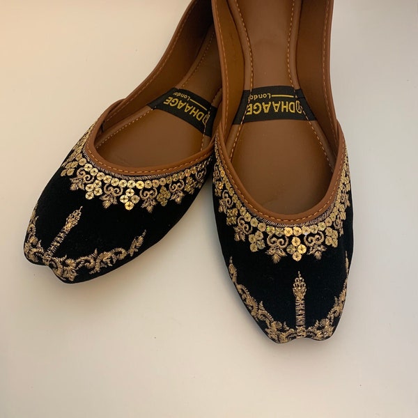 UK Size 8 DhaageLondon/khussas/Juttis/Ladies handmade Pakistani Indian Khussa Sandal/Handcrafted Punjabi Jutti/Women wedding shoes