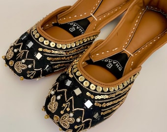 Handmade Khussa Sandal, Pakistani Indian Jutti, Wedding Shoes (UK Size 7)
