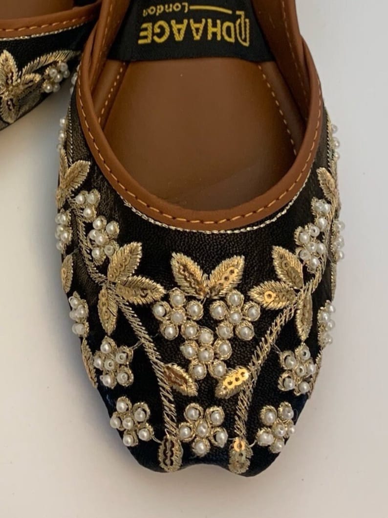 UKSizes 3,5,8 DhaageLondon/khussas/Juttis/Ladies handmade Pakistani Indian Khussa Sandal/Handcrafted Punjabi Jutti/Women wedding shoes image 5