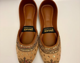 UK Size 4,5,7,8/DhaageLondon/khussas/Juttis/Ladies handmade Pakistani Indian Khussa Sandal/Handcrafted Jutti/Women/Camel Colour
