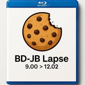 Puede incluir: Caja de disco Blu-ray con una cubierta blanca. La cubierta muestra una galleta de dibujos animados con un mordisco. La galleta es marrón con chispas de chocolate. El texto debajo dice "BD-JB Lapse" y "9.00 > 12.02". La caja tiene un borde azul.