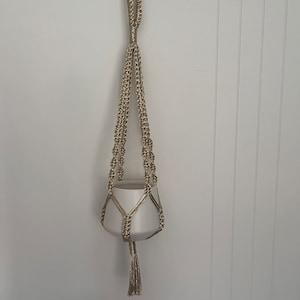 Macrame gold plant hanger