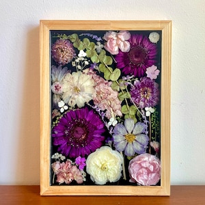 Dried Flower Resin Wall Art: 9x12 Herbarium Frame, Botanical Decor