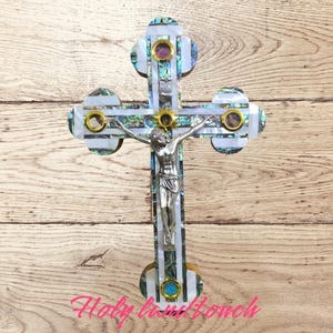 Kruzifix aus Olivenholz: Perlmutt-Inlay, Jerusalem-Heiliges-Land-Kreuz