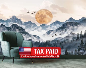 Könnte beinhalten: Ein tealfarbener Sessel mit schwarzen Beinen steht vor einem Berglandschaftsmural. Das Mural zeigt einen Vollmond, Berge, Wolken und fliegende Vögel. Ein rotes Banner mit dem Text "TAX PAID" und einer US-Flagge befindet sich im Vordergrund.