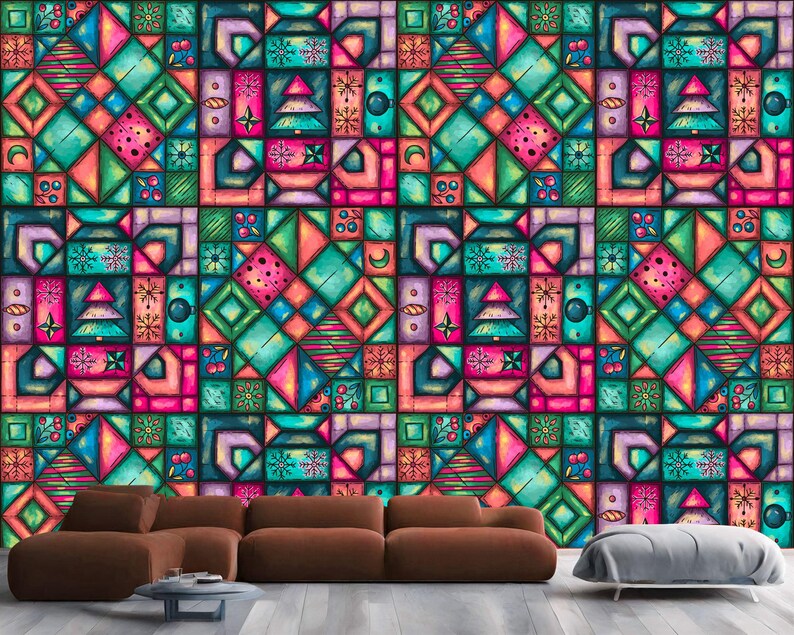 K&ouml;nnte beinhalten: Eine farbenfrohe Tapete mit einem sich wiederholenden geometrischen Muster. Das Design umfasst Quadrate, Rauten und Rechtecke in T&uuml;rkis-, Rosa-, Orange- und Gr&uuml;nt&ouml;nen. Das Muster enth&auml;lt festliche Elemente wie Sterne und Weihnachtsb&auml;ume.