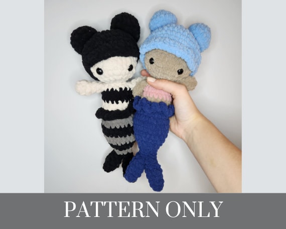 30 Mermaid Crochet Patterns: Amigurumi Dolls, Pocket Mermaids, and Creative Sea-Inspired... 12 Customizable Mermaid Crochet Pattern