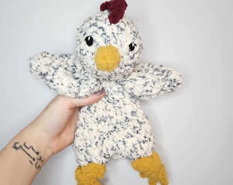 Handcrafted Crochet Chicken - Adorable Farmyard Friend
