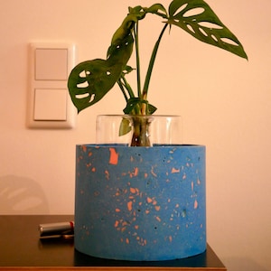 Large terrazzo planter // perfect for medium-sized houseplants // indoor planter // handmade home decor