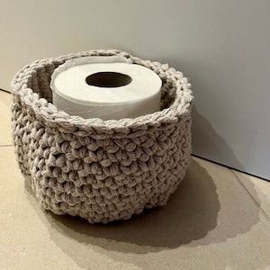 Storage basket // Bathroom basket // Changing table basket // Round crochet basket