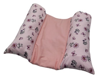 Chilly resting pillow for rabbits l Sweet elephants (pink)