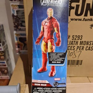 Marvel Action Figures Titan Hero Series Avengers Hasbro Iron Man 12" 30cm image 2