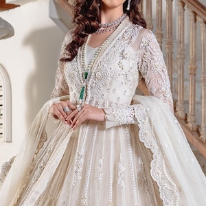 Pakistani bridal dress, Pakistani lehenga, Pakistani wedding dress Designer Clothes for Women Bridal wedding Dresses Made on Order USA 2024