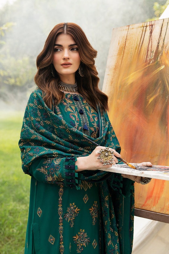 Black Color Winter Wear Unstitched Pashmina Printed Pakistani Suits –  fashionnaari