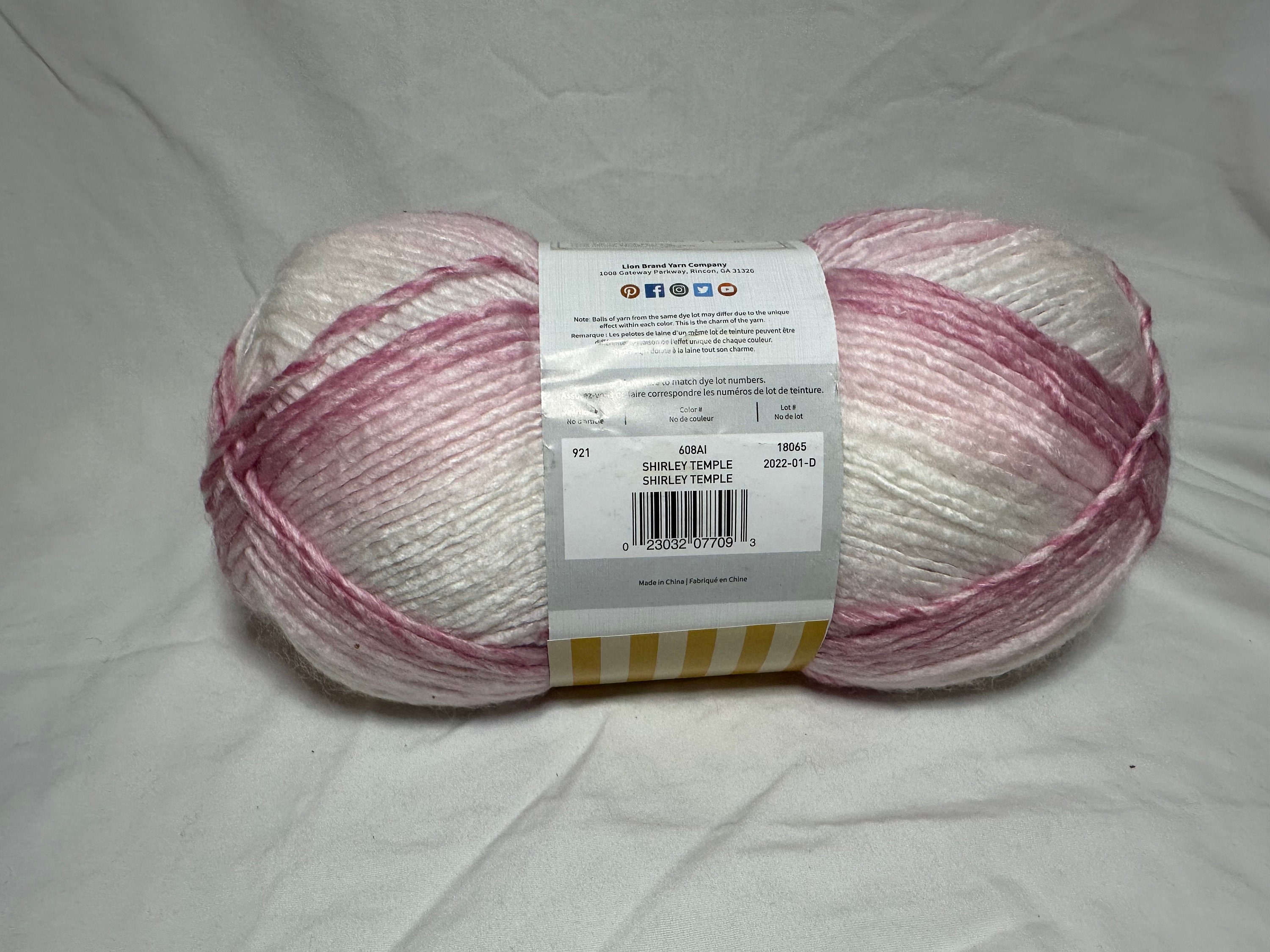 Gomitolo Lion Brand Ice Cream Cotton Blend – Colore Strawberry, Misto Cotone E Acrilico, 206m