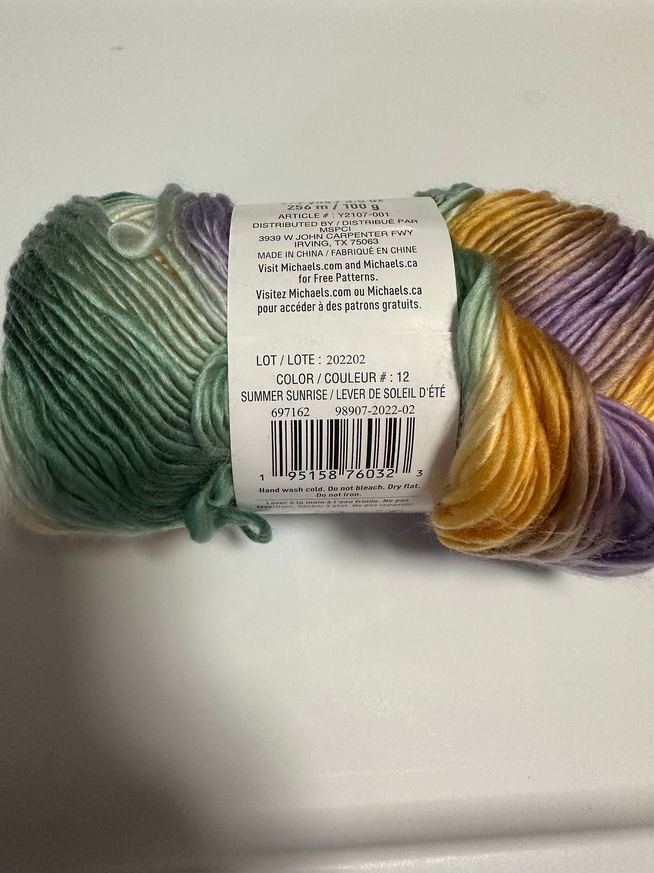 Facets Yarn By Loops And Threads