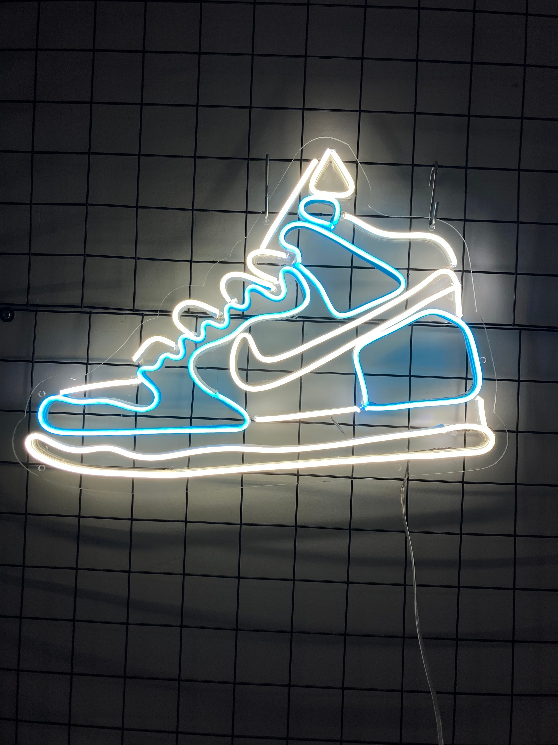 Nike n1