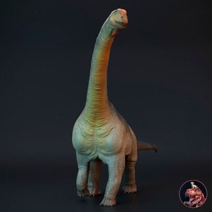 Paintable Miniature of Camarasaurus Supremus: Detailed Replica of the Majestic Long-Necked Dinosaur