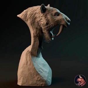 Miniature Smilodon populator bust to paint: detailed replica of the prehistoric fauna of the Quaternary