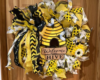 Welcome to Our Hive Bee Themed XL Fun Decoration Wreath Bee Happy Bee Welcome Wreath