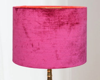 Abat-jour Velours rose fuchsia, Traditionnellement fait à la main, Créez le vôtre, Viva Magenta, Lauren S Lamps