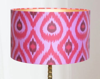 Abat-jour Ikat Rose Viva magenta - Abat-jour vintage faits main et ronds et rétro | Lauren S.