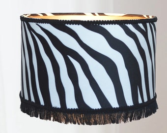 Lampenkap Zwart Wit Zebra met franjes en Gouden Binnenkant Velvet Monochrome | Lauren S