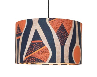 Lampe suspendue style africain orange, imprimé ethnique en tissu de boue en noir, orange et beige | Lauren S.