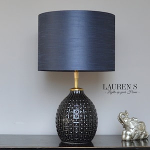 Lampenkap Blauw Midnight Indigo Zijde Stijl Rond met Gouden Binnenkant Lauren S afbeelding 6