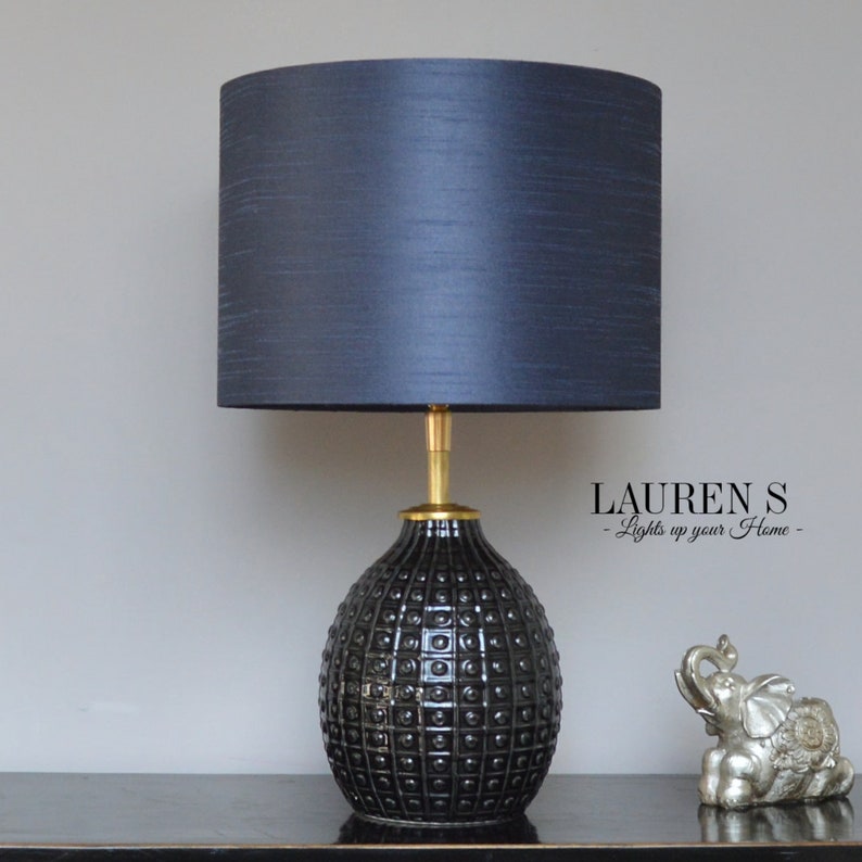 Lampenkap Blauw Midnight Indigo Zijde Stijl Rond met Gouden Binnenkant Lauren S afbeelding 6