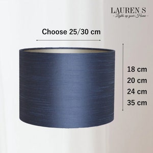 Lampenschirm im Seidenstil, rund, Mitternachtsblau, Indigoblau, mit goldener Innenseite Lauren S Bild 7