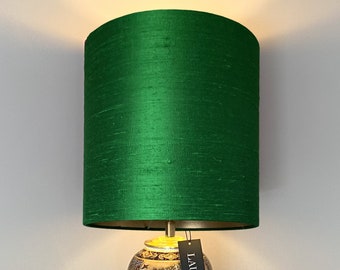 Seta verde paralume con fodera in oro - Parakeet Green Silk Lampshades - Stretto e alto - Lauren S fatto a mano