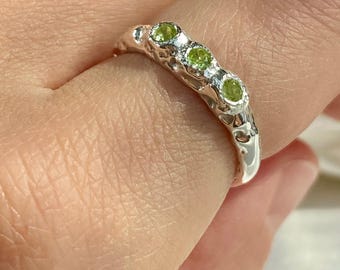 Three Natural Stone Peridot Ring, Sterling Silver Multigem Design, Organic Green Gemstone, Molten Band