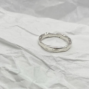 Live Edge Sterling Silver Ring, Organic Flowing Form Band, Handmade Sculptural Silver Jewelry, Unique Minimalist Ring, Stacking Rustic Ring