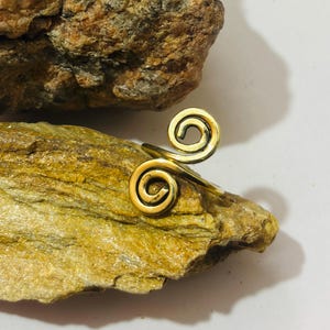 Brass Wire Ring in Gold & Silver Finish | Handmade Adjustable Ring | Boho Jewelry for Her or Him