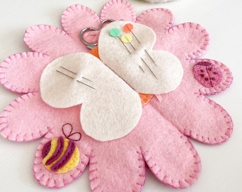 Flower Needle Book Pattern • Felt Craft & Sewing Pattern