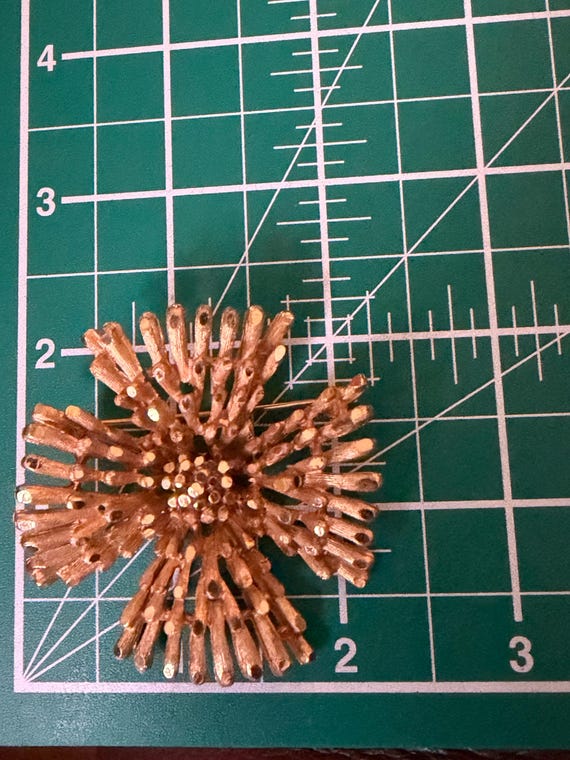 Vintage Coro Gold Tone Starburst Brooch Signed Textured Burst Pin