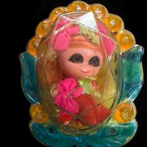 Vintage 1960s Mattel Liddle Kiddle Doll Brooch – Mod Flower Kitsch Retro Plastic Pin