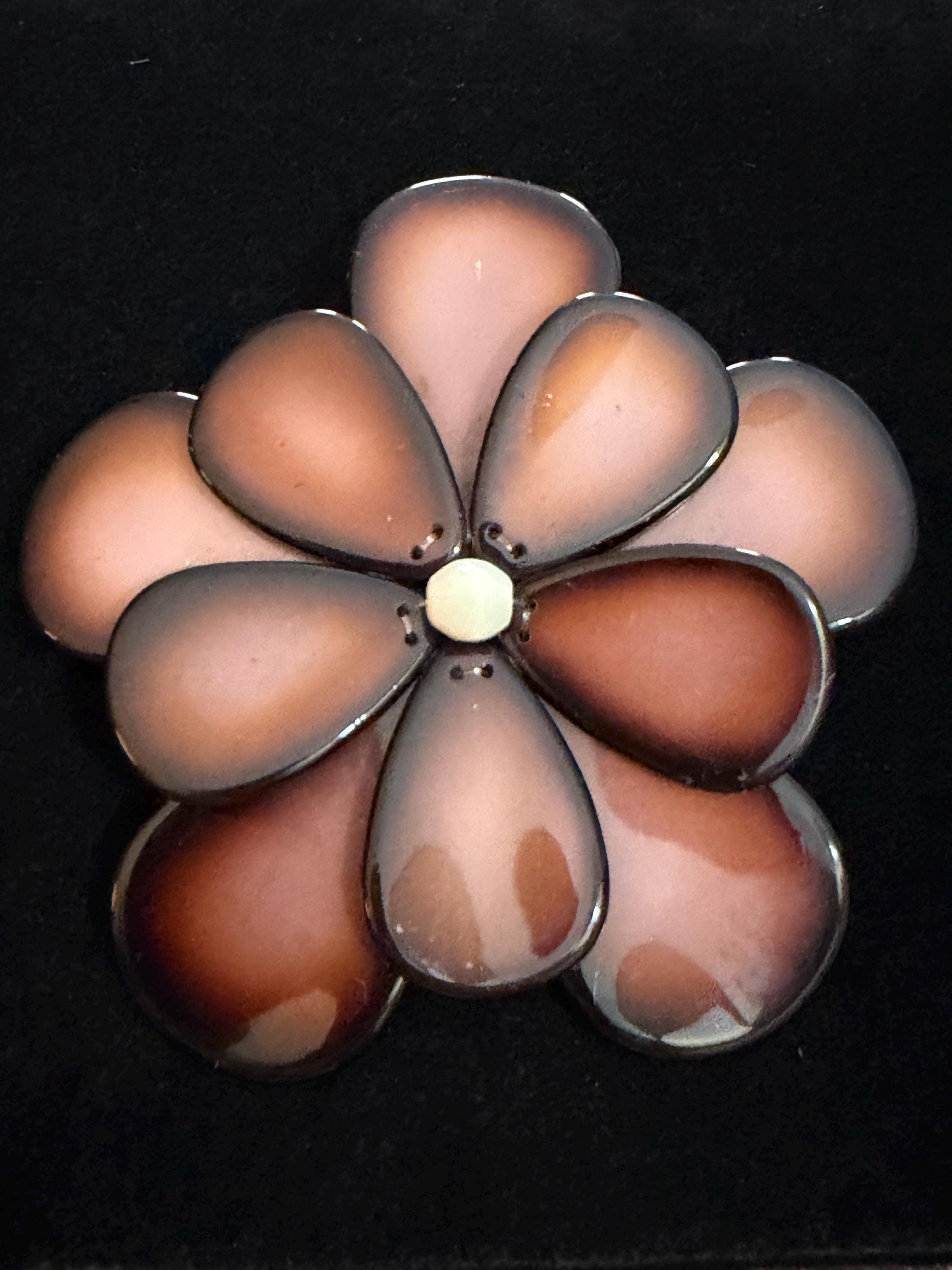 Vintage 60s 70s Lucite Flower - Etsy
