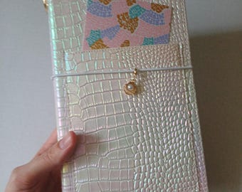 Cuaderno de viaje iridiscente, diario de piel vegana con textura de cocodrilo, tamaño estándar.