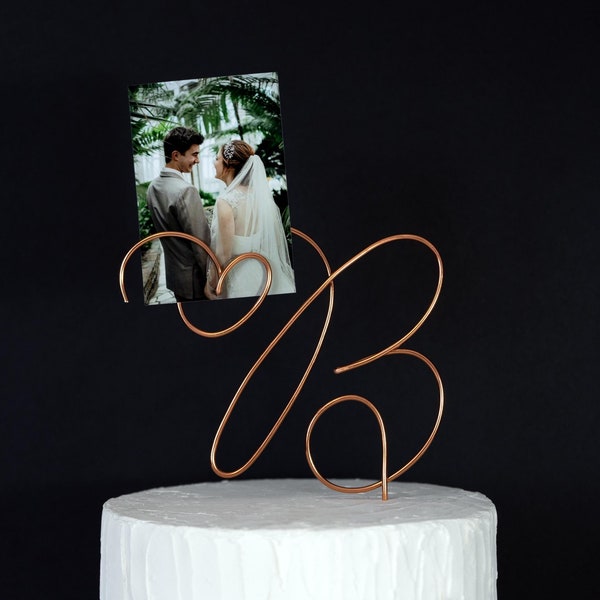 Personalized Wedding Cake Topper with Photo Holder – Custom Initial Letter Wire Cake Topper