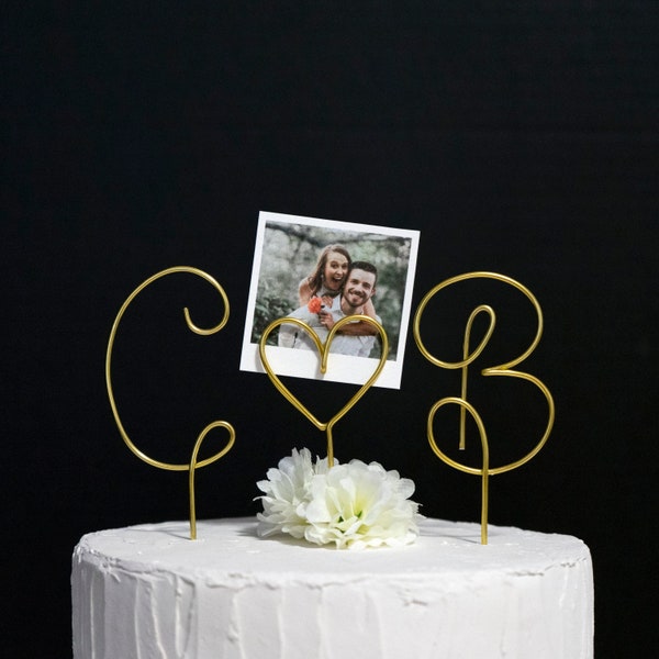 Wire heart photo Cake Topper with initials- Polaroid Picture Cake Topper - Picture Cake Topper - Photo holder cake topper - Poloroid holder